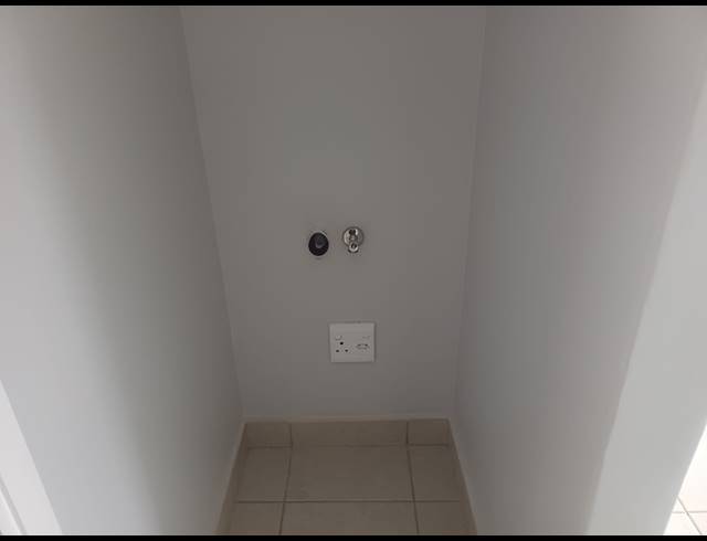 2 BEDROOM APARTMENT TO LET IN EMBERTON ESTATE